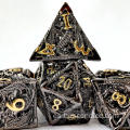 Pure Cobre Hollow Metal Dice aparecido con Dragón 3D